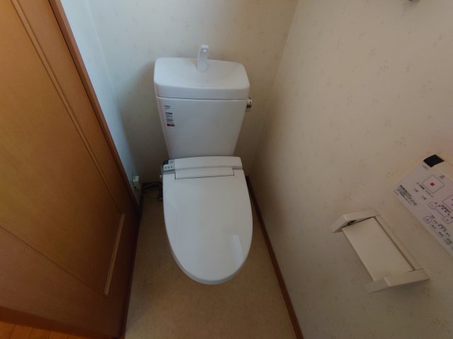 トイレ　別部屋参考用写真