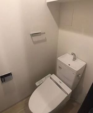 トイレ　写真は同タイプ住居です。