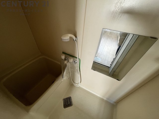 バス・シャワールーム　シンプルで機能的なユニットバスです！