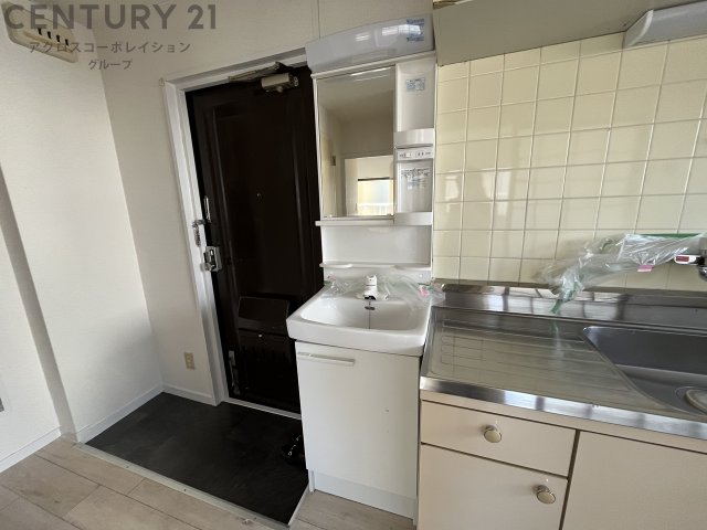 洗面設備　独立洗面化粧台付きでおすすめです！