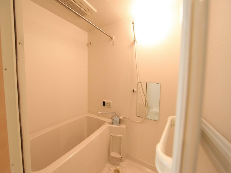 バス・シャワールーム　追い焚き　浴室暖房乾燥機　オートバス　24時間換気バスルーム