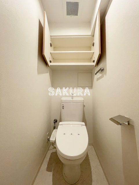 トイレ　嬉しい温水洗浄便座♪