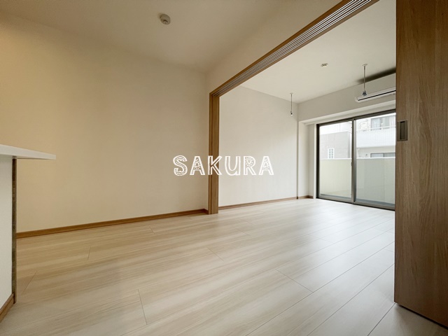 居室・リビング　開放感のあるゆったりとしたお部屋です♪