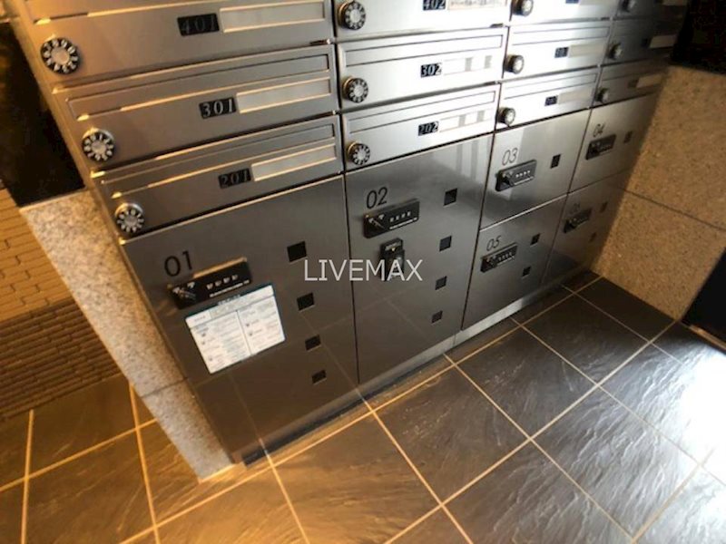 その他共有部分　仲介手数料は賃料の半月分以下です