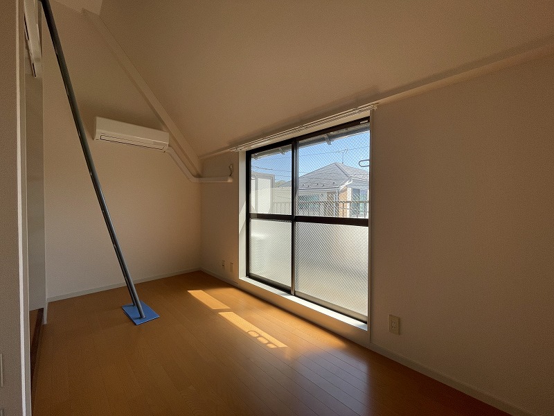 居室・リビング　南東向きで日当たり良好♪