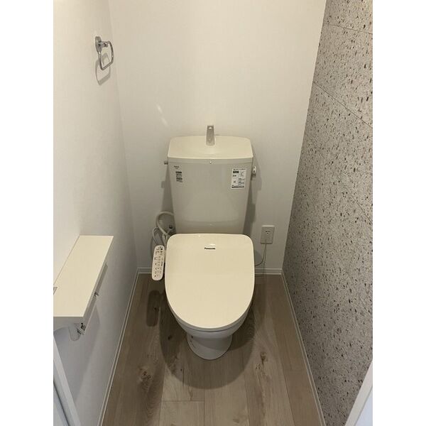 トイレ　コンパクトで使いやすいトイレです