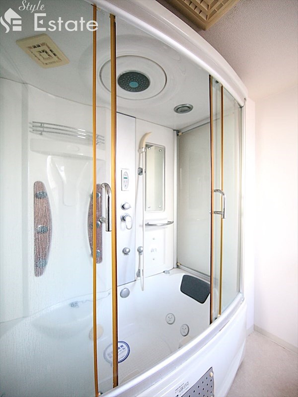 バス・シャワールーム　バスルーム