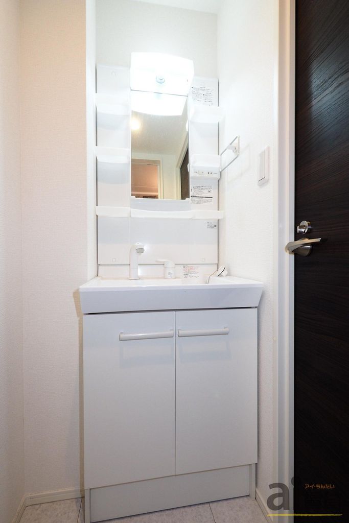 洗面設備　※同仕様写真です