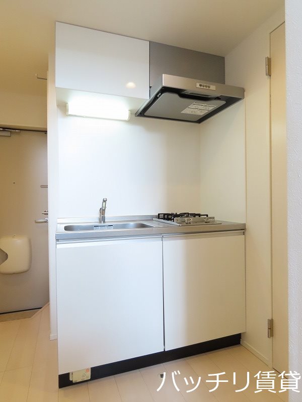 キッチン　同型タイプの為、現状を優先致します。