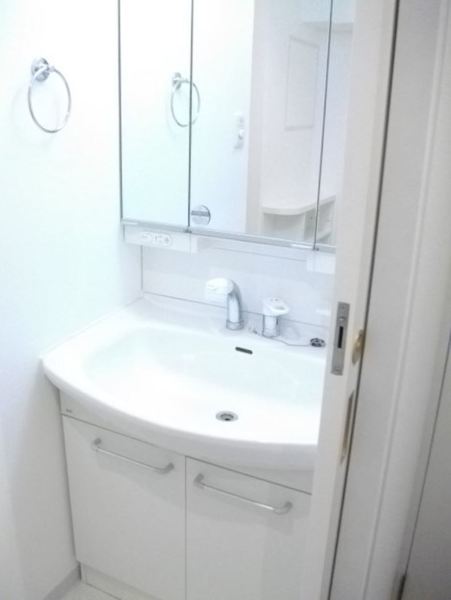 洗面設備　※別部屋参考写真