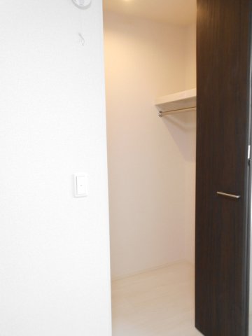 収納　別のお部屋の写真です