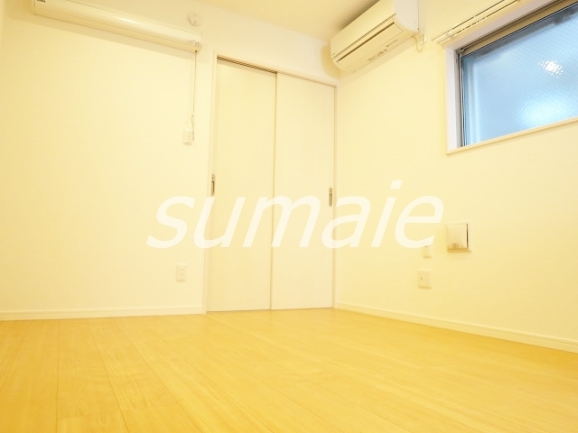 居室・リビング　綺麗なフローリングのお部屋です♪