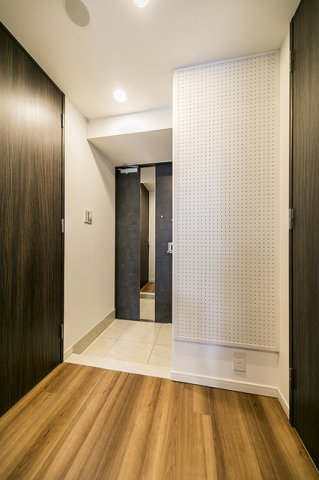 玄関　※写真は同タイプ住戸です。