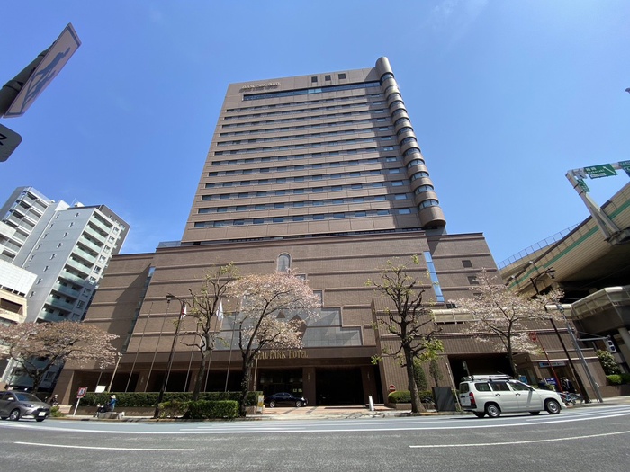 役所　ロイヤルパークホテル（役所）まで353m