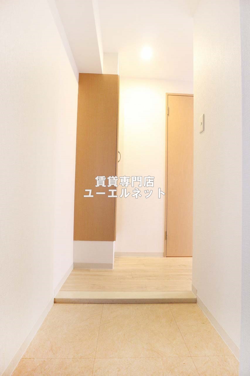 玄関　住まいの顔ともなる玄関