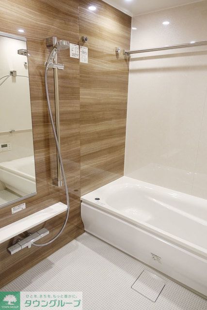 バス・シャワールーム　※写真は同タイプ住戸です。