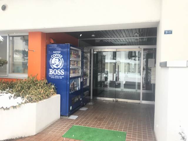 エントランス　共用入り口