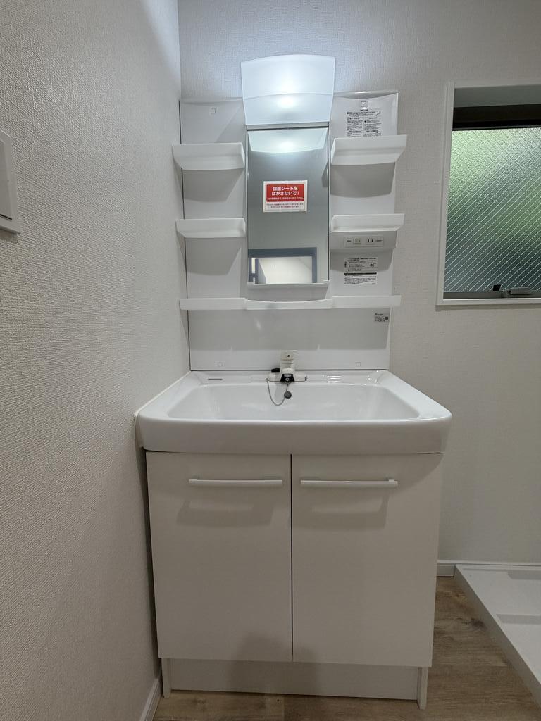 船越町3丁目 戸建の内装写真