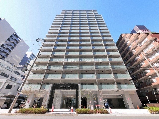 建物外観　反転タイプとなります。
