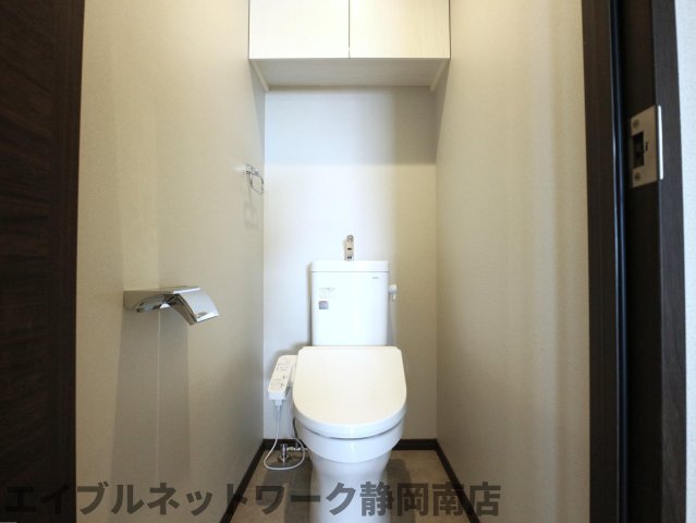 トイレ　清潔感のあるトイレです