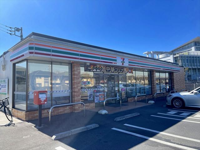 コンビニ　セブン－イレブン古河けやき平店（コンビニ）まで409m