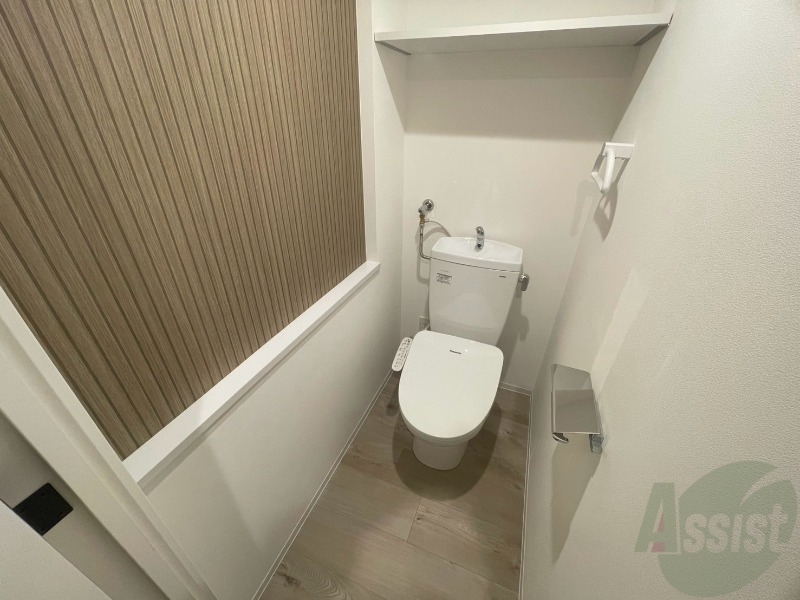 トイレ　こちらはトイレです。清潔感があり、安心して使用できます。