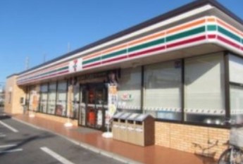 コンビニ　セブンイレブン 鎌ケ谷右京塚店（コンビニ）まで540m