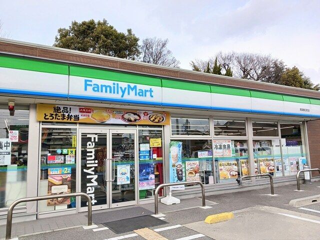 コンビニ　ファミリーマート（コンビニ）まで350m