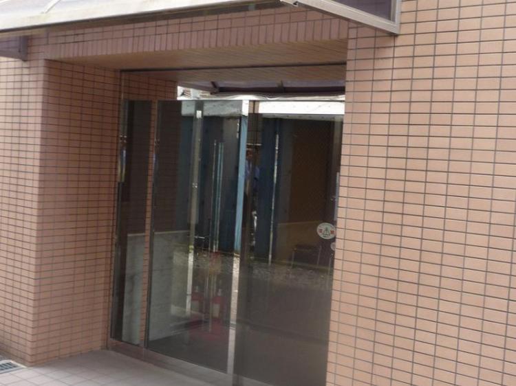 エントランス　エントランス
