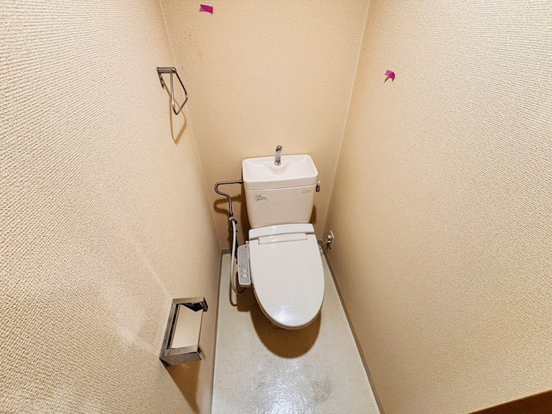 トイレ　別部屋参考写真