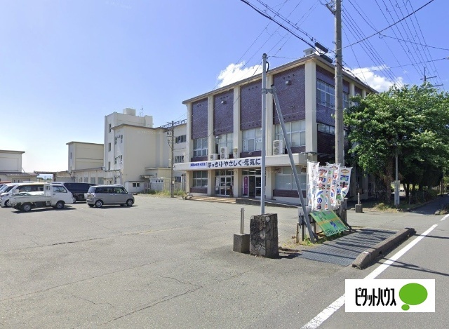 中学校　高島市立湖西中学校（中学校）まで484m