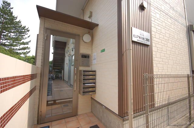 東京メトロ有楽町線 氷川台駅 徒歩7分 2階建 築17年の外観写真