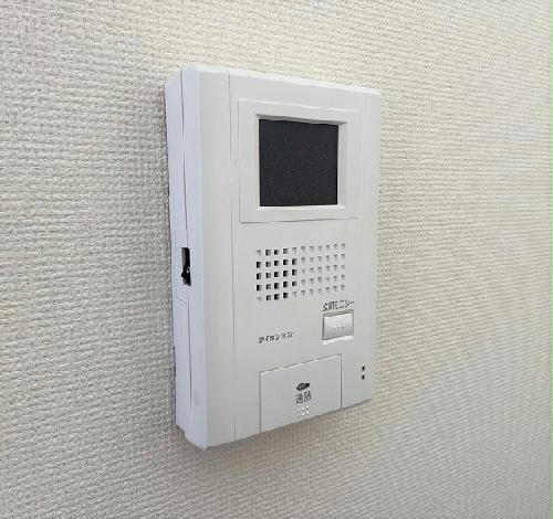 セキュリティ　モニター付きインターホン