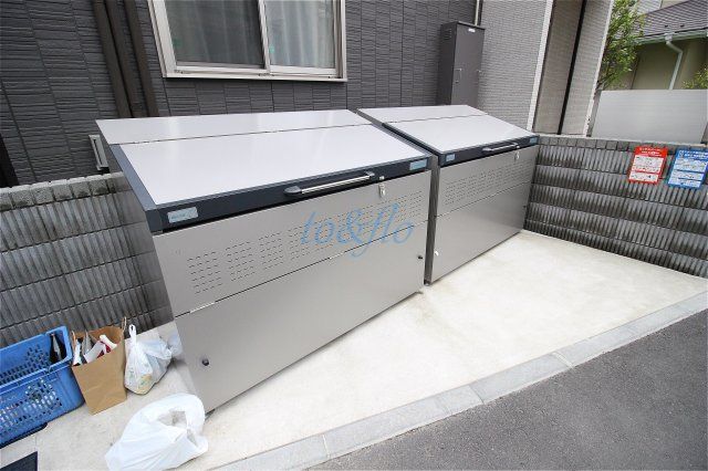 東急田園都市線 高津駅 徒歩11分 3階建 築7年の外観写真