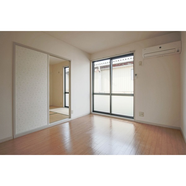 居室・リビング　同じ間取りのお部屋