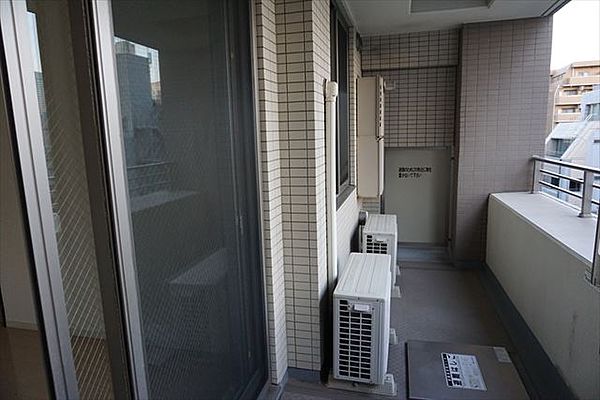 【千代田区神田小川町のマンションのバルコニー】