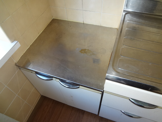 キッチン　ガスコンロ置き場