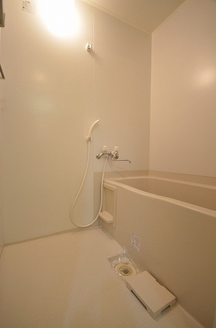 バス・シャワールーム　別号室の写真です