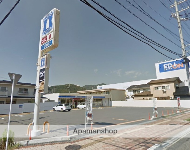 コンビニ　ローソン三原宮浦四丁目店（コンビニ）まで391m