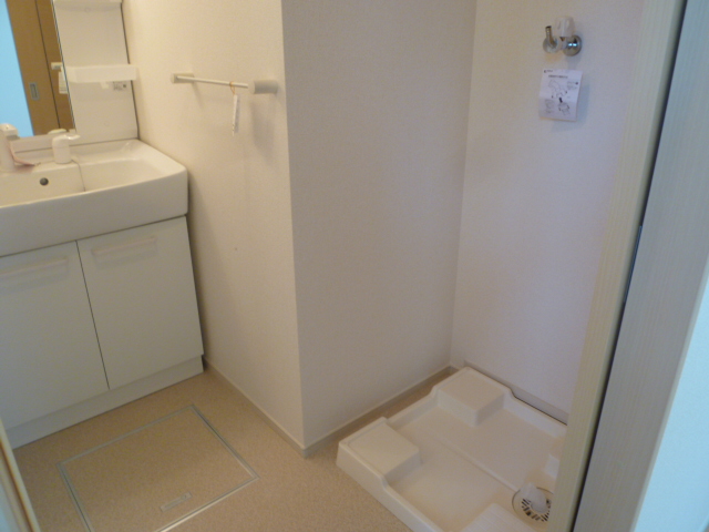洗面設備　別の部屋の写真です