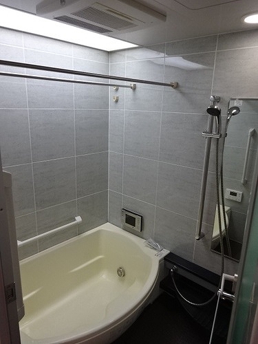 バス・シャワールーム　浴室　※前回募集時／２０２２年８月の写真