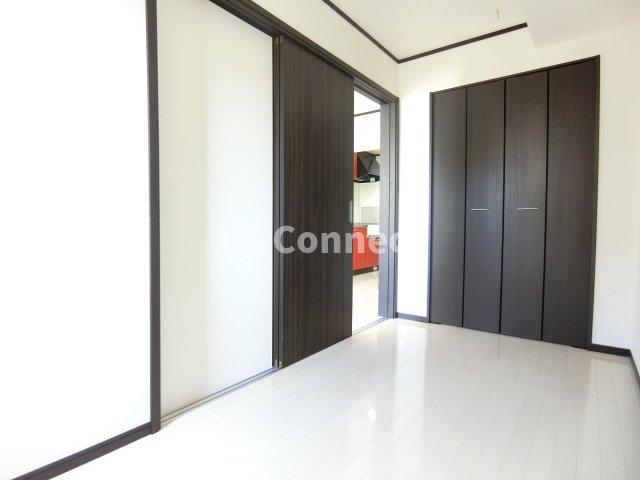 その他部屋・スペース　居室と寝室を分けて生活できる１ＬＤＫ。