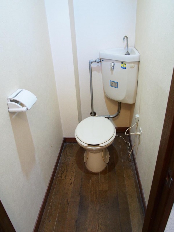 トイレ　トイレ