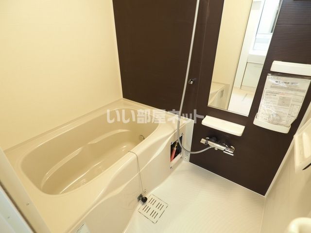 ベーネ・ファミリア_内装_2