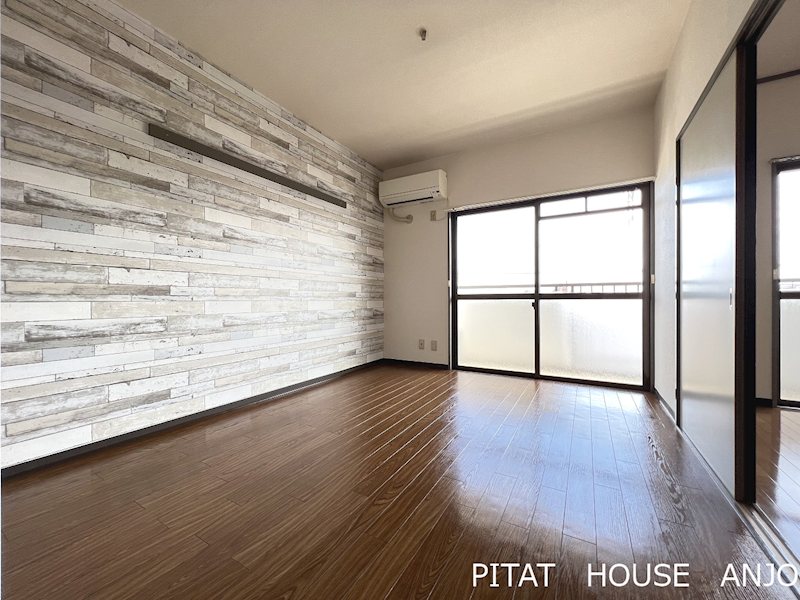 居室・リビング　参考写真４０３