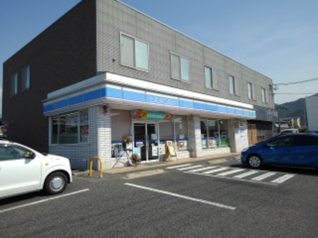 コンビニ　ローソン須坂墨坂南店（コンビニ）まで480m
