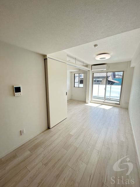 居室・リビング　同仕様