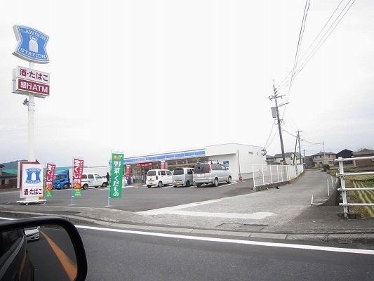 コンビニ　ローソン 姶良東餅田店（コンビニ）まで595m