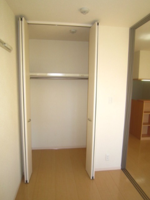 収納　別室参照