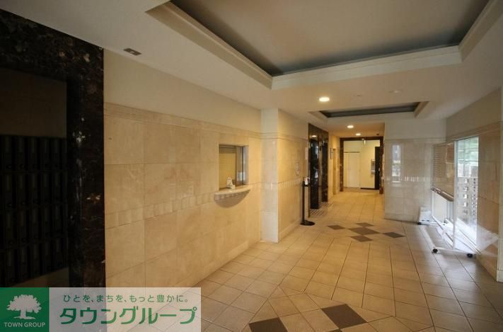 ロビー　エントランス